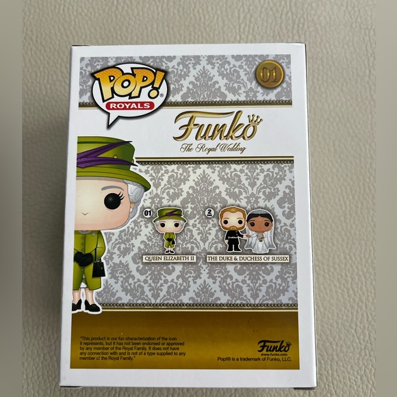 NWB - Funk Pop! Royal #01 Queen Elizabeth II - Picture 3 of 5